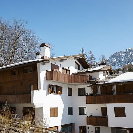 Villa Franchetti - Stayincortina Cortina dʼAmpezzo Exteriör bild