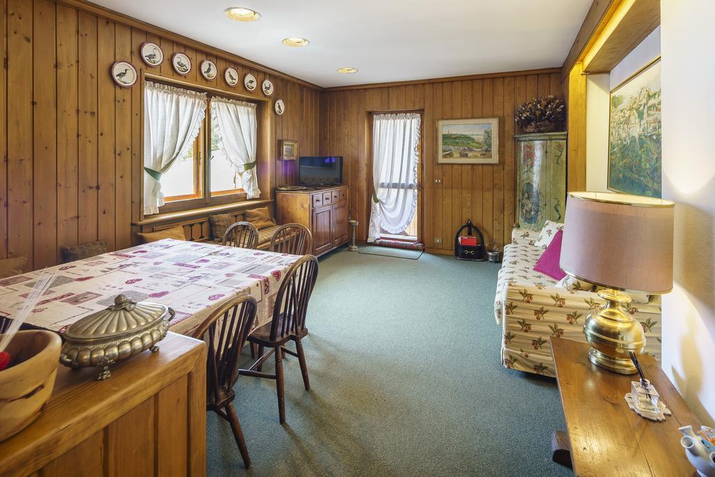 Villa Franchetti - Stayincortina Cortina dʼAmpezzo Exteriör bild