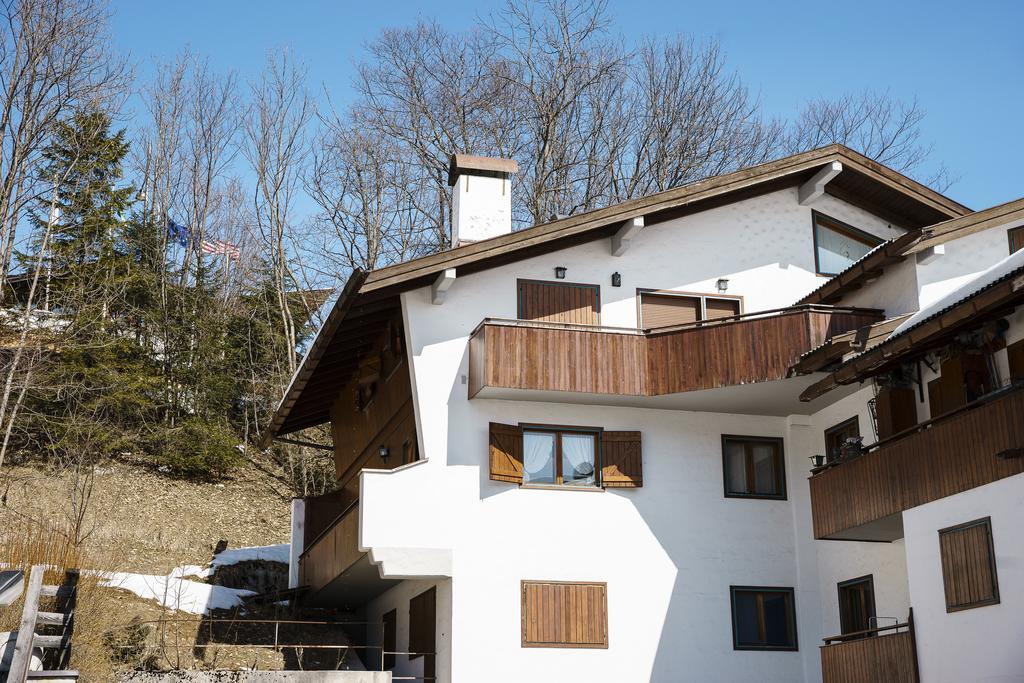 Villa Franchetti - Stayincortina Cortina dʼAmpezzo Exteriör bild